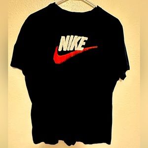 The Nike Tee - Shirt - (Size XL) Unisex